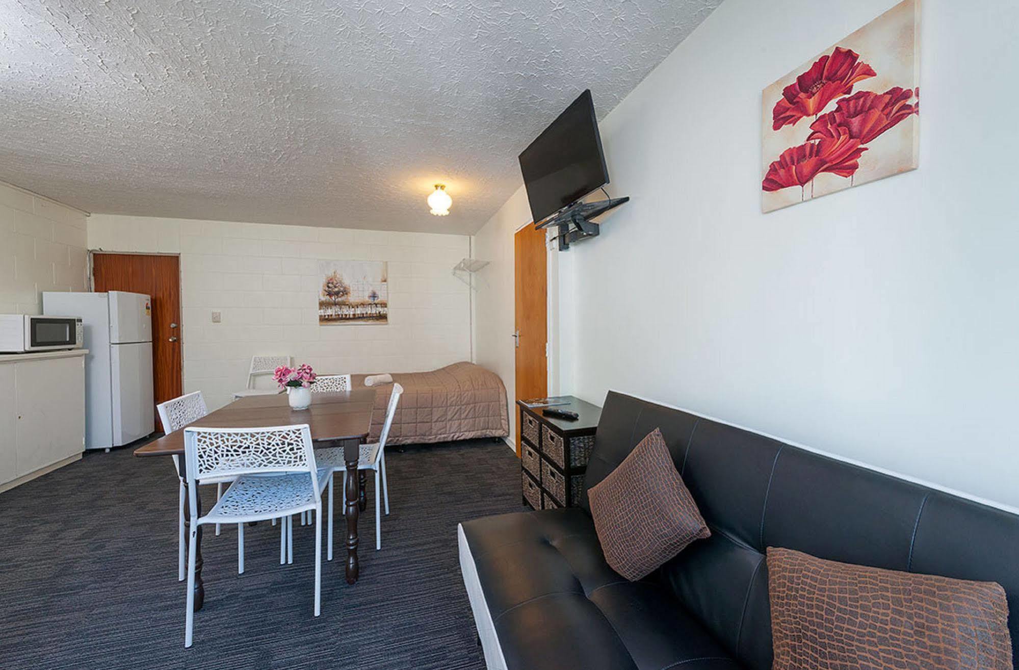 City Worcester Motel Крайстчерч Екстер'єр фото