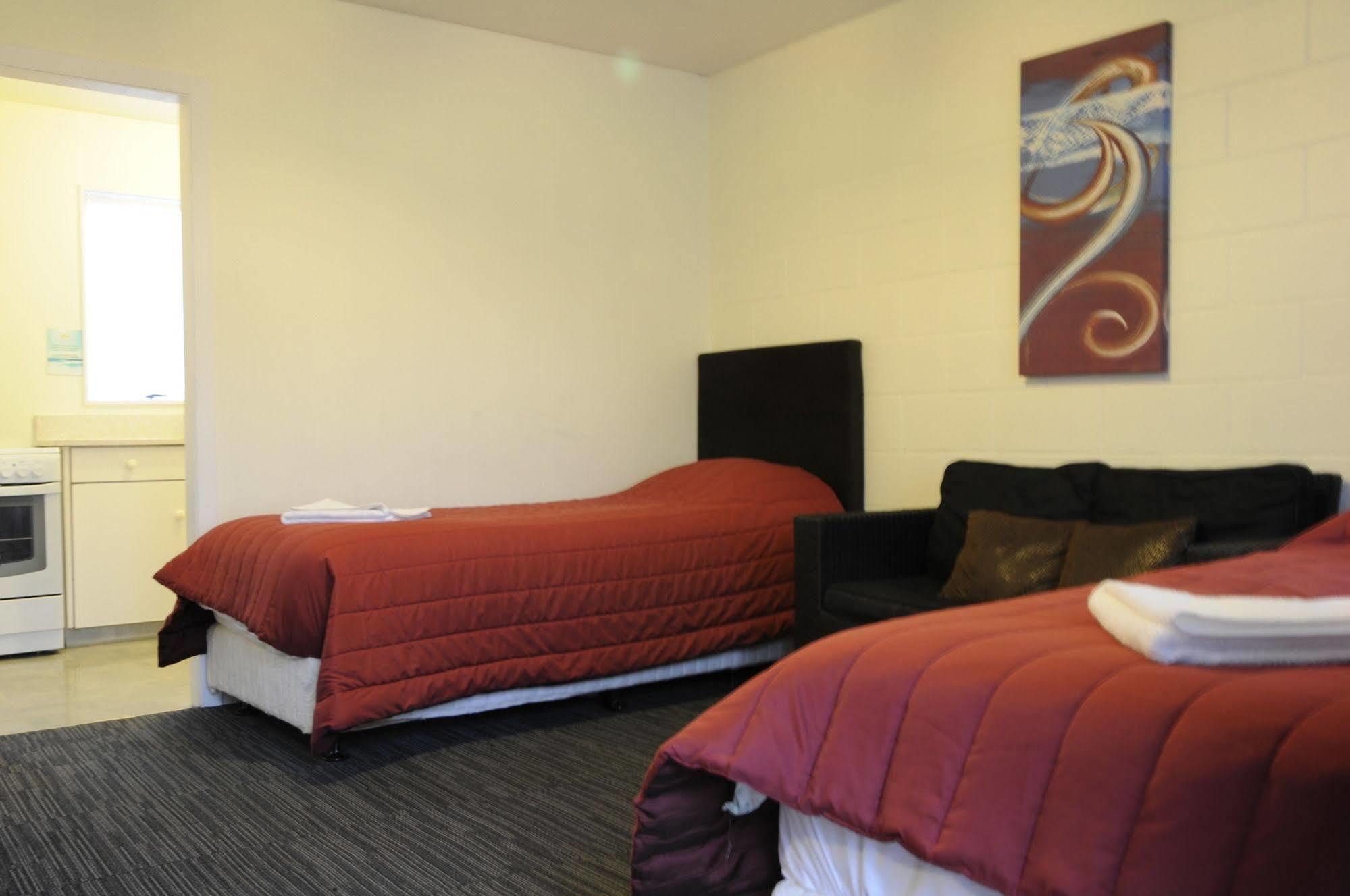 City Worcester Motel Крайстчерч Екстер'єр фото